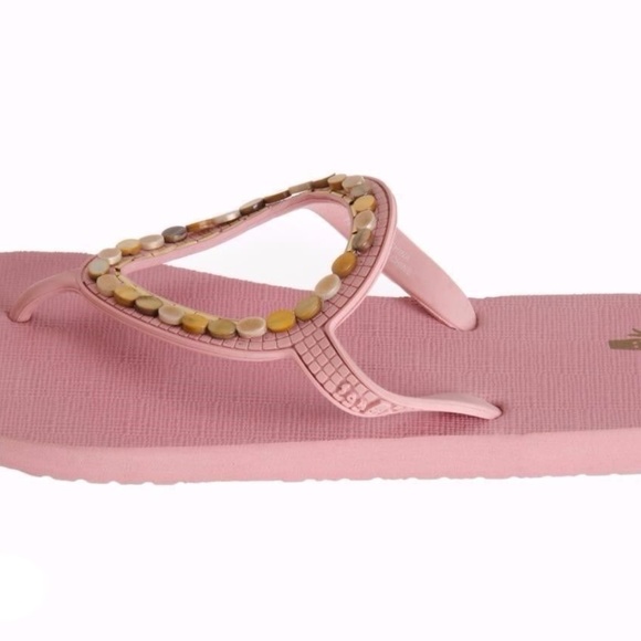 sanuk pink